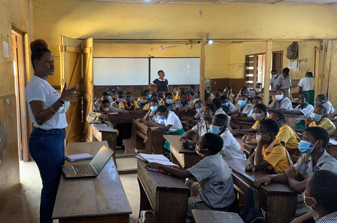 Photo with school children