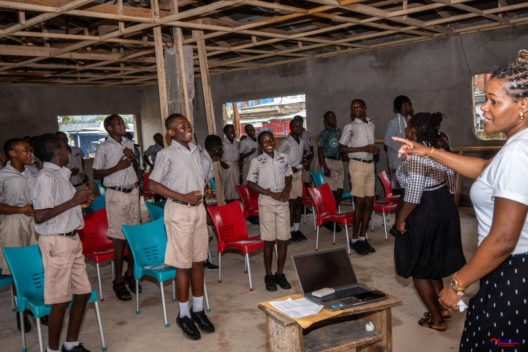 Photo with school children